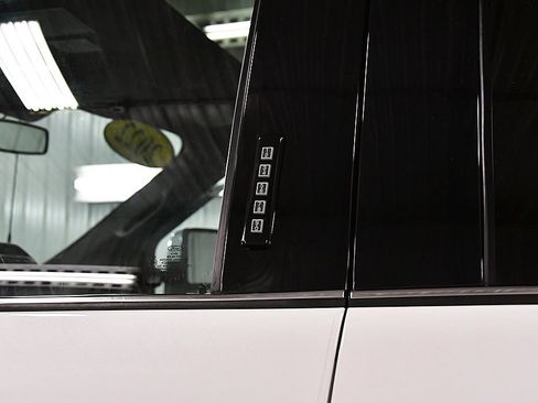 Used 2022 Ford F250 King Ranch w/ King Ranch Ultimate Package image 17