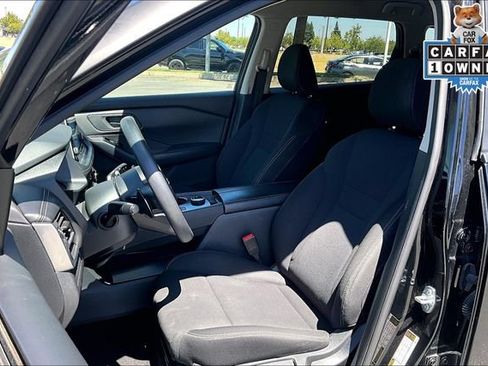 Used 2024 Nissan Rogue S AWD/4WD image 23