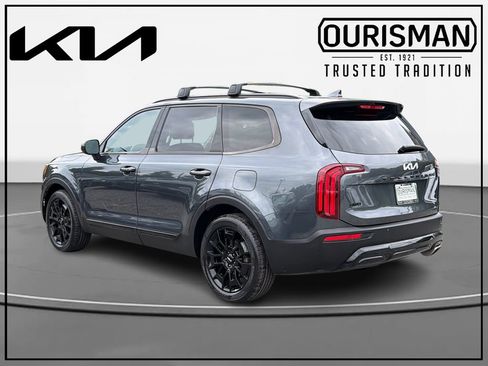 Certified 2022 Kia Telluride EX w/ EX Premium Package AWD/4WD image 3