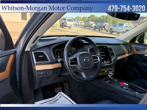 Used 2021 Volvo XC90 T6 Momentum AWD/4WD image 10