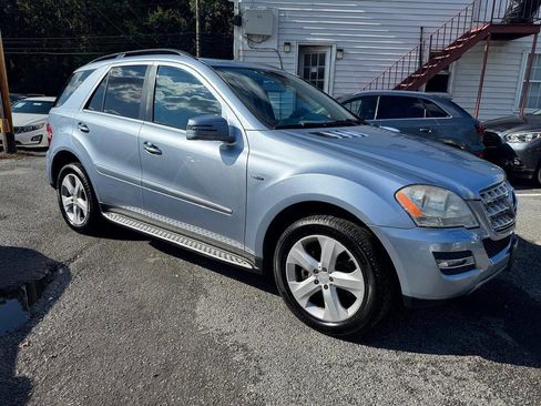 Used 2011 Mercedes-Benz ML 350 BlueTEC 4MATIC w/ Premium 2 Pkg image 3