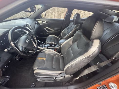 Used 2016 Hyundai Veloster Turbo image 15