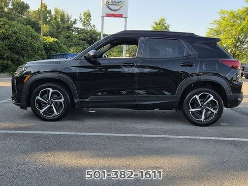 Used 2022 Chevrolet TrailBlazer RS FWD image 2