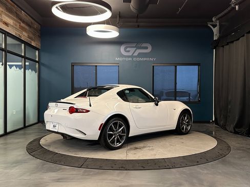 Used 2021 MAZDA MX-5 Miata RF Grand Touring image 3