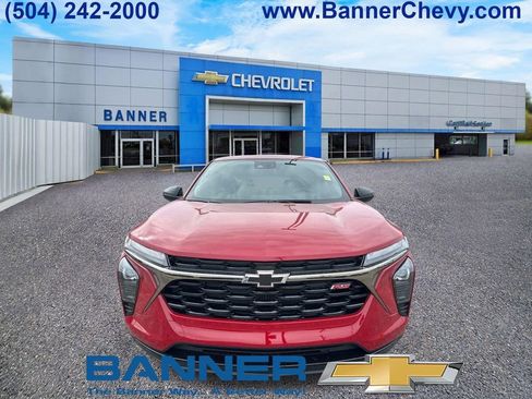 New 2026 Chevrolet Trax RS w/ Sunroof Package FWD image 2