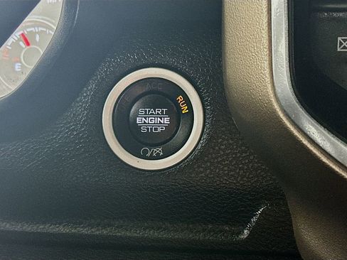 Used 2024 RAM 2500 Laramie image 27