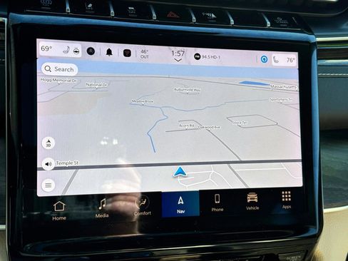 Used 2023 Jeep Grand Cherokee 4WD 4xe image 17