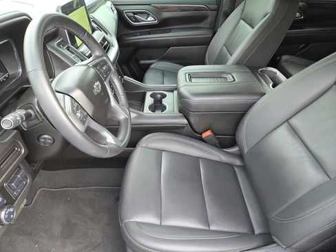 Certified 2024 Chevrolet Tahoe Z71 w/ Luxury Package AWD/4WD image 12