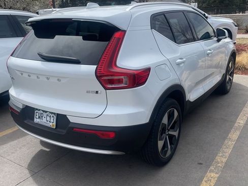 Used 2023 Volvo XC40 B5 Plus w/ Protection Package Premier image 4