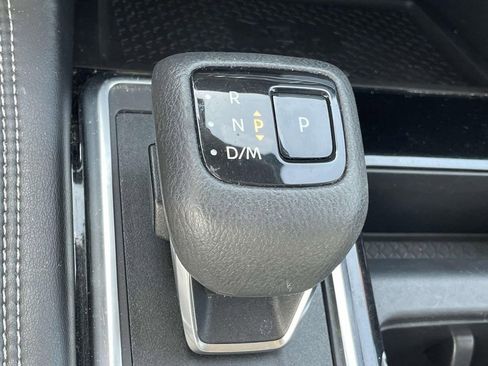 Used 2023 Nissan Pathfinder Platinum w/ Cargo Package image 31