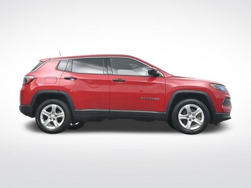 Used 2023 Jeep Compass Sport image 34