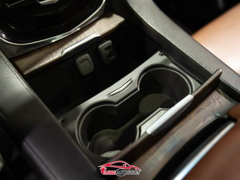 Used 2018 Cadillac Escalade ESV Premium Luxury image 35