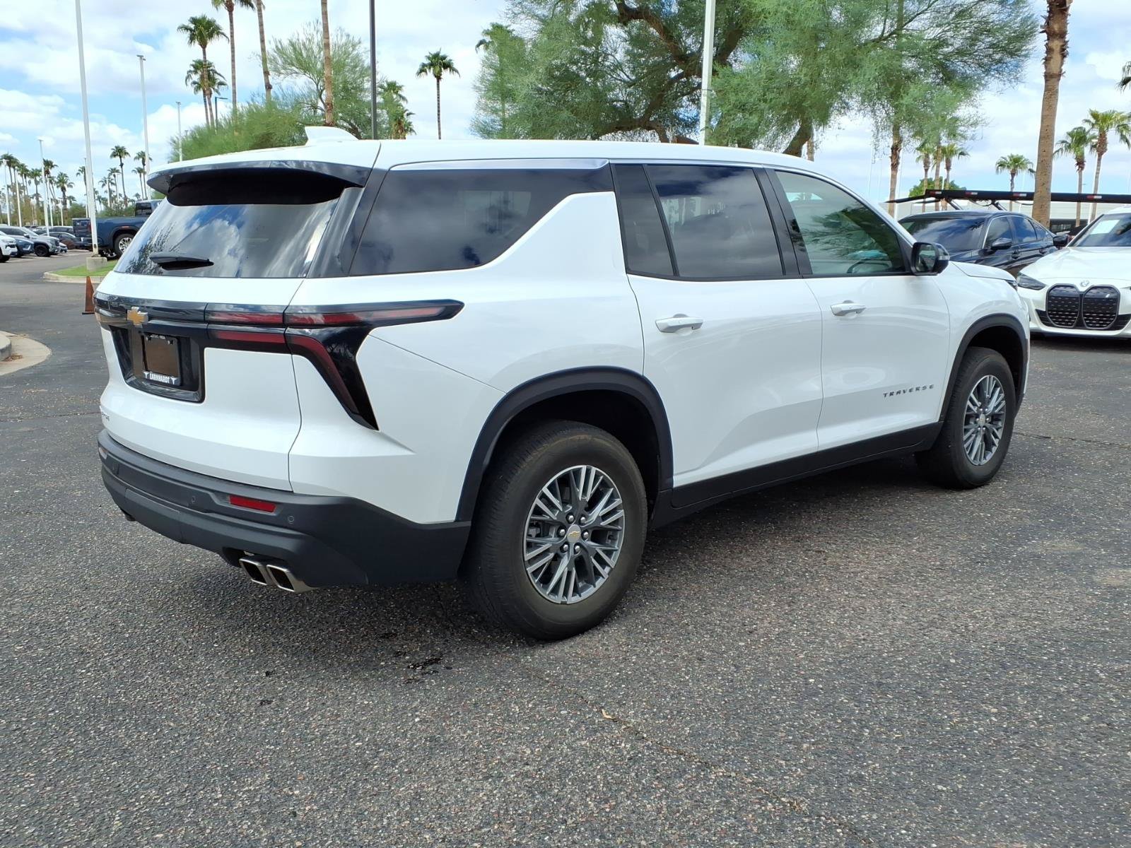 Used 2024 Chevrolet Traverse LS w/ LPO, Floor Liner Package FWD image 6