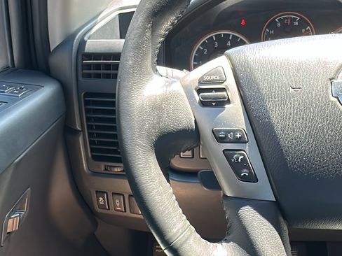 Used 2014 Nissan Titan SV image 16