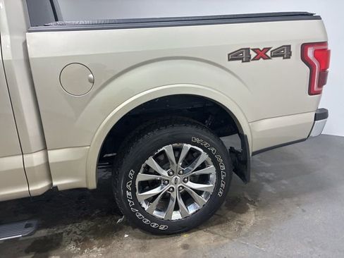 Used 2017 Ford F150 Lariat w/ Equipment Group 502A Luxury image 6