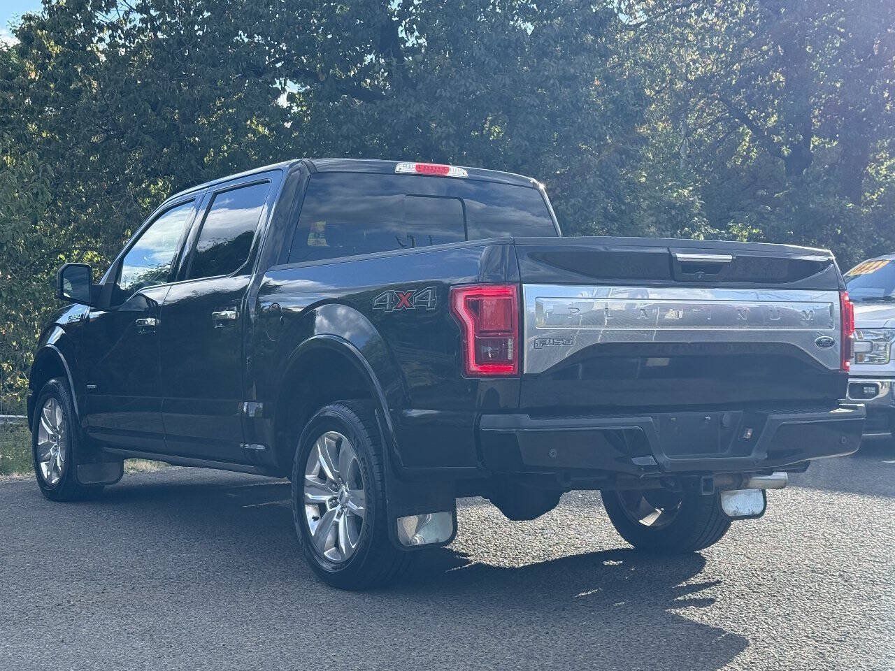 Used 2015 Ford F150 Platinum w/ Technology Package AWD/4WD image 15