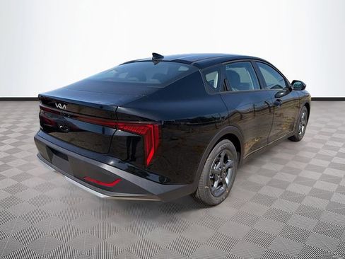 New 2026 Kia K4 LXS FWD image 7