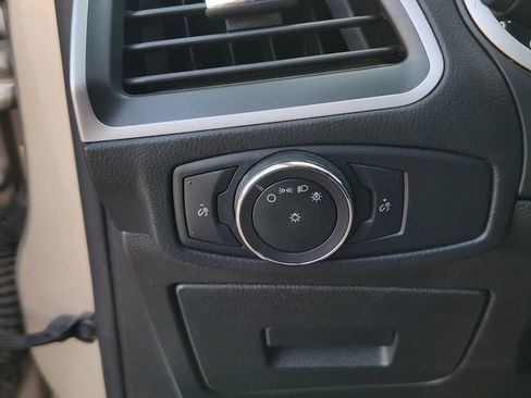 Used 2017 Ford Edge SEL w/ Class II Trailer Tow Package image 27