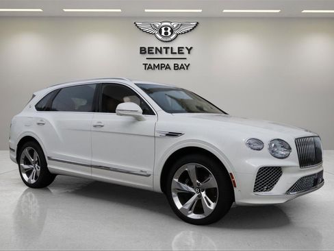 New 2025 Bentley Bentayga Extended Wheelbase image 10