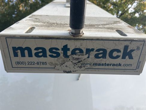 Used 2015 GMC Savana 3500 image 11