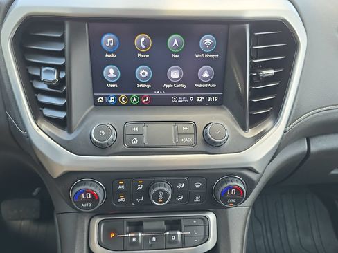 Certified 2023 GMC Acadia SLT w/ Preferred Package FWD image 23