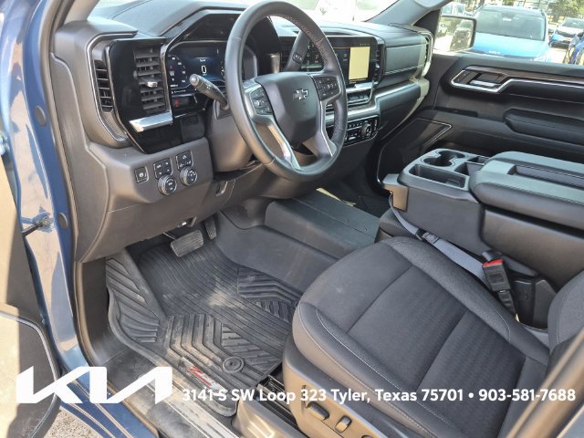 Used 2024 Chevrolet Silverado 1500 LT Trail Boss w/ Protection Package AWD/4WD image 19