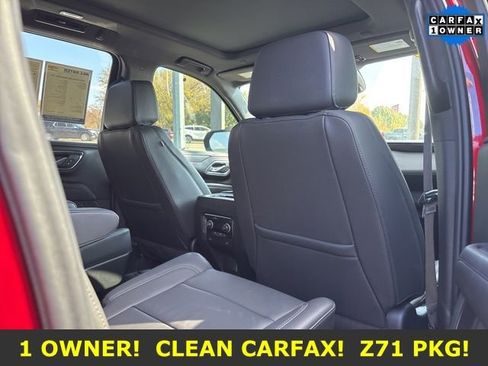 Used 2024 Chevrolet Suburban Z71 image 8