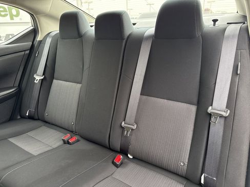 Used 2024 Nissan Sentra SV image 18