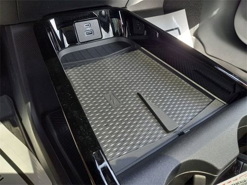 Used 2023 Ford Mustang Mach-E Premium image 22