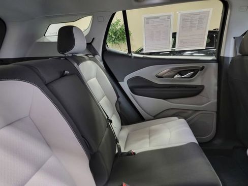 Used 2022 GMC Terrain SLE w/ Driver Convenience Package image 14