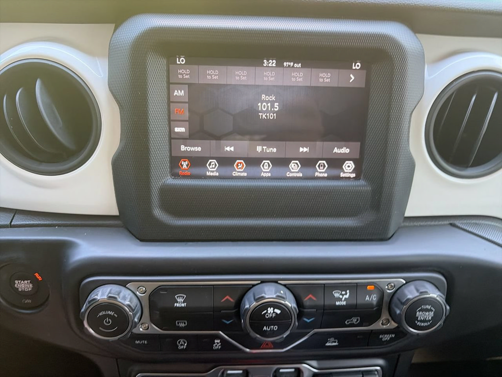 Used 2021 Jeep Wrangler Unlimited Sport AWD/4WD image 16