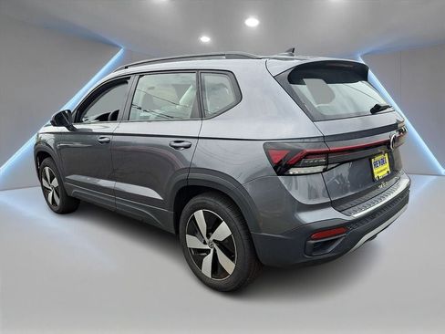 Used 2025 Volkswagen Taos S AWD/4WD image 6