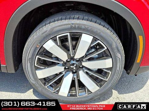 New 2025 Mitsubishi Outlander SE image 5