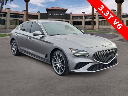 Used 2022 Genesis G70 3.3T image 2