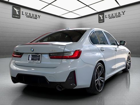 Used 2023 BMW 330i xDrive Sedan w/ M Sport Package AWD/4WD image 8