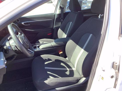 Used 2025 Hyundai Sonata SEL FWD image 31
