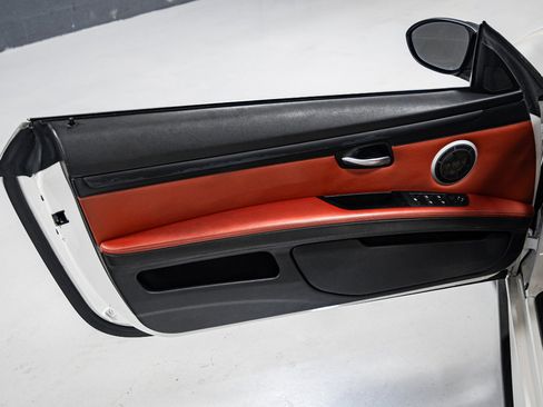 Used 2008 BMW M3 Convertible image 21
