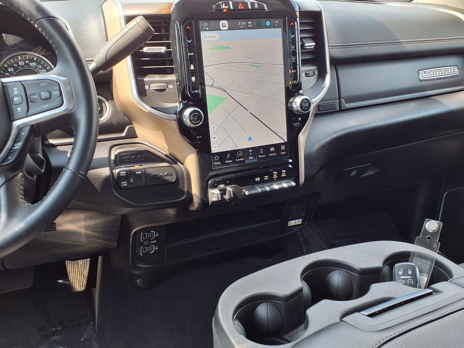 Used 2024 RAM 2500 Laramie w/ Safety Group AWD/4WD image 5