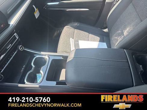 New 2025 Chevrolet Traverse LT w/ Midnight/Sport Edition image 36