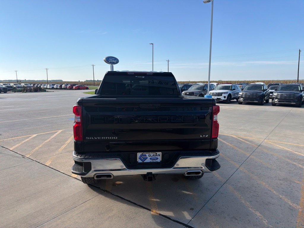 Used 2024 Chevrolet Silverado 1500 LTZ w/ LTZ Convenience Package II AWD/4WD image 6