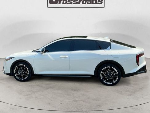 Used 2025 Kia K4 GT-Line w/ GT-Line Sunroof Package FWD image 2