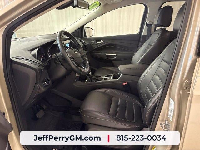 Used 2017 Ford Escape Titanium FWD image 13