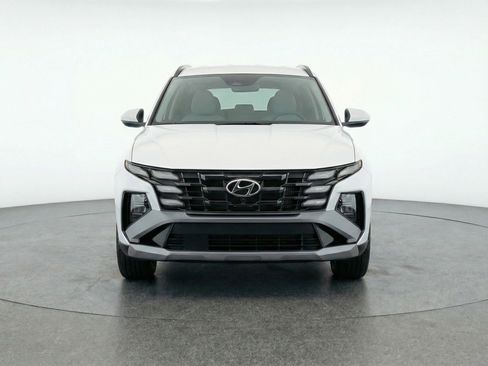 Used 2025 Hyundai Tucson SEL image 2