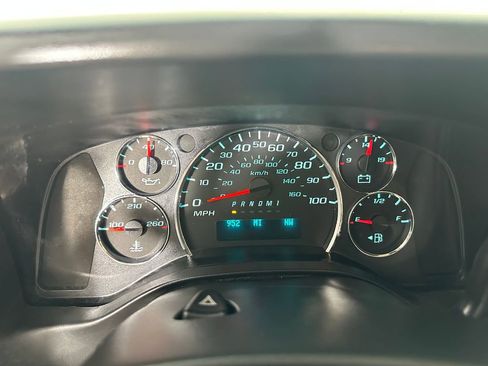 Used 2017 Chevrolet Express 3500 LT w/ LT Preferred Equipment Group RWD image 17