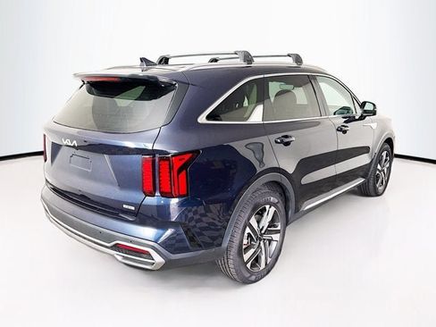 Certified 2023 Kia Sorento EX AWD/4WD image 5
