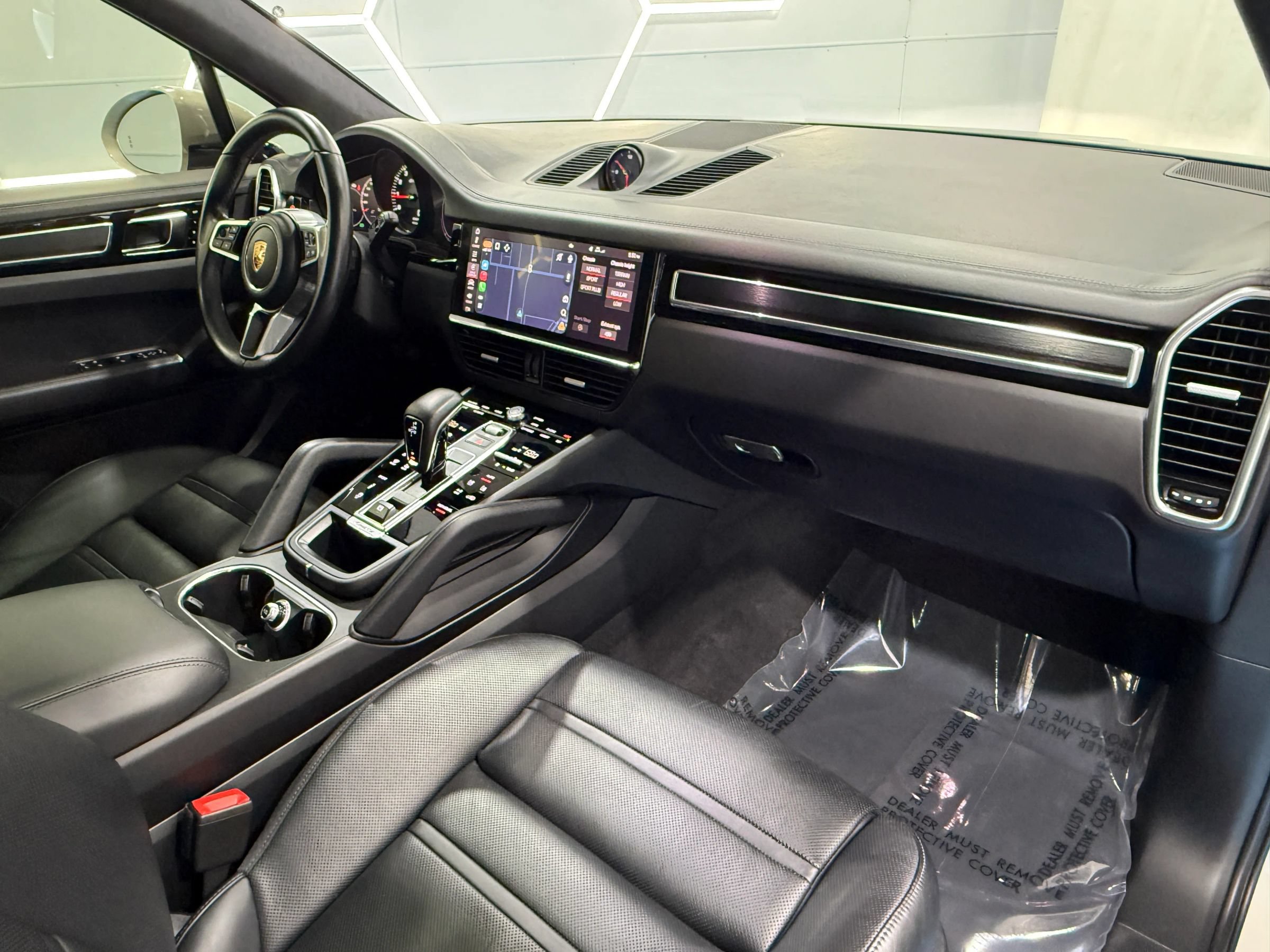 Used 2021 Porsche Cayenne GTS AWD/4WD image 29