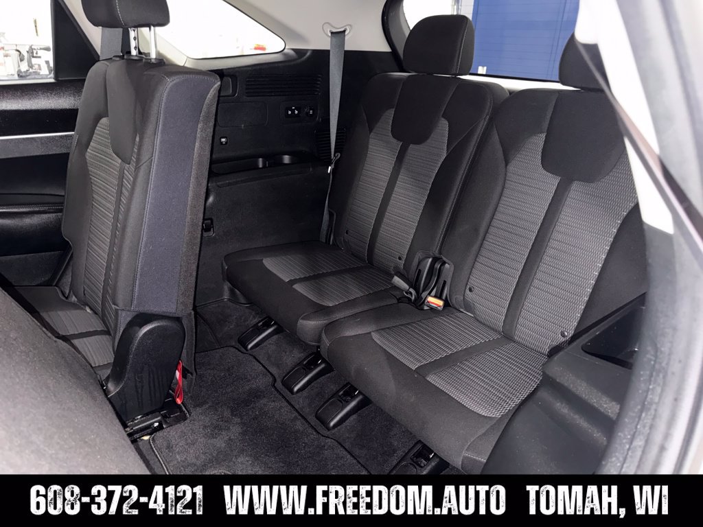 Used 2021 Kia Sorento LX FWD image 14