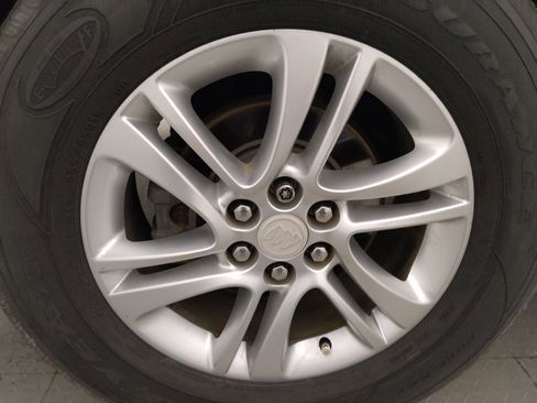Used 2018 Buick Enclave Essence FWD image 31
