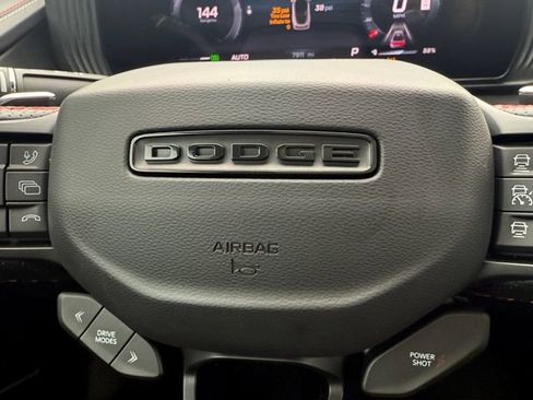 Used 2025 Dodge Charger R/T w/ Sun & Sound Package image 5