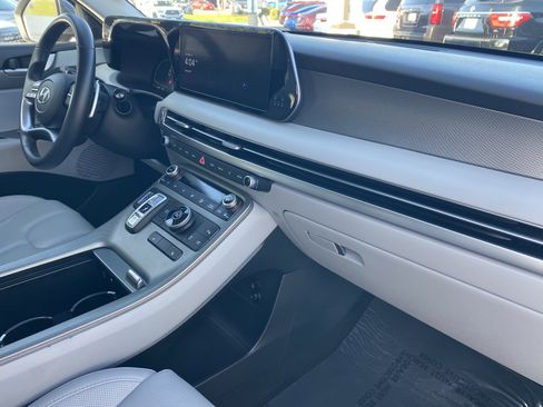 Used 2024 Hyundai Palisade SEL image 12